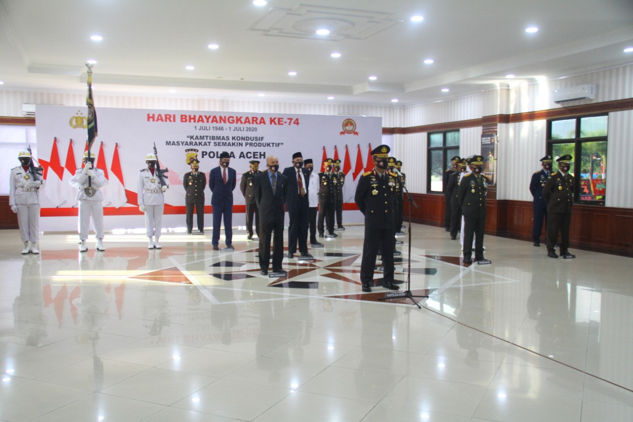 Peringatan Hari Bhayangkara ke-74 di lobi Mapolda Aceh, Rabu, 1 Juli 2020.