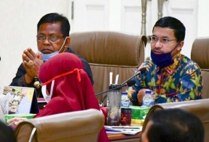 Wali Kota Banda Aceh, Aminullah Usman dan Ketua DPR Kota, Farid Nyak Umar