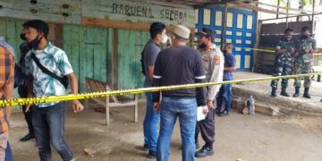 Lokasi penembakan mantan kombatan GAM di depan sebuah warung di Gampong Alue Ngom, Kecamatan Nibong, Aceh Utara, Selasa (1/3)