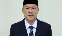 Rektor Universitas Syiah Kuala Prof Dr Ir Marwan IPU
