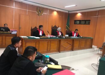 Majelis hakim PN Idi, Aceh Timur, Rabu (10/8) saat membacakan putusan hukuman mati terhadap tiga terdakwa pemilik 210 kilogram sabu-sabu