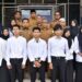 Pj Bupati Aceh Besar Muhammad Iswanto melakukan pelepasan mahasiswa penerima beasiswa D-3 Program Aceh Carong untuk keluarga miskin dan korban konflik tahun 2022 di Aula Dekranasda, Gampong Gani, Kecamatan Ingin Jaya, Selasa siang (23/8)