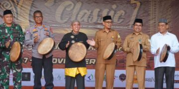 Pembukaan kompetisi bertajuk CLASSIC (Competition Of Religion, Art, Sport, Science, and Education) VII Dayah Insan Qur’ani Aceh Besar Senin (7/11)