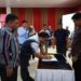 Bupati Aceh Besar Muhammad Iswanto menandatangani perjanjian kerja sama penyelenggaraan Mal Pelayanan Publik (MPP) dengan sejumlah instansi terkait di Aula Dekranasda, Ingin Jaya, Kamis (24/11)