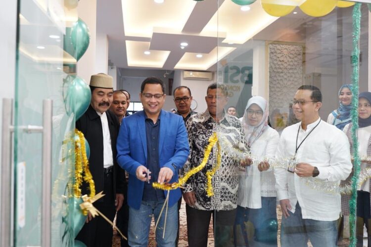 Regional CEO BSI Region Aceh Wisnu Sunandar saat peresmian pembukaan 34 Konter Layanan Gadai terbaru di 3 Area, Jum'at (30/12)