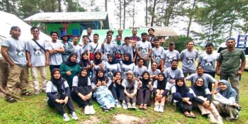Forum Jurnalis Lingkungan Aceh menggelar kemah jurnalistik lingkungan pada 9-11 Desember 2022 di Aceh Jaya guna mengajak mahasiswa peduli lingkungan