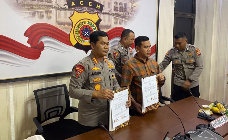 Polda Aceh dengan PT Jasa Rahayu Gumpueng (JRG) menandatangani MoU terkait bantuan pengamanan di Ruang Presisi Biro Operasi Polda Aceh, Senin (30/1)