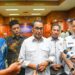 Menteri Perhubungan Budi Karya Sumadi didampingi Pj Gubernur Aceh Achmad Marzuki memberikan keterangan pers di Kantor Gubernur Aceh, Jum'at (3/2)