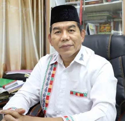 Guru Besar Sosiologi UIN Ar-Raniry Prof Dr Drs Tgk H Gunawan Adnan MA PhD