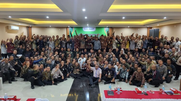 Sebanyak 160 orang Karyawan Bank Aceh Syariah mengikuti Pendidikan Dasar-dasar Perbankan Pegawai Prabakti (Reposisi), di aula Hotel Madinatul Zahra, Batoh, Sabtu (18/3)