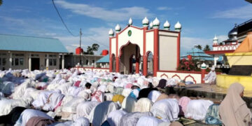 Jamaah Tarekat Syattariyah atau pengikut Abu Peuleukung di Nagan Raya, sudah berlebaran dan melaksanakan shalat Idul Fitri 1444 Hijriah hari ini, Kamis (20/4)