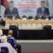 Pj Bupati Aceh Singkil Marthunis melepas 390 calon jamaah haji Aceh Kloter 7 Embarkasi Aceh, Senin (29/5/2023)