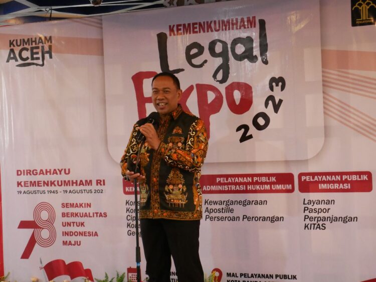 Pembukaan Kemenkumham Legal Expo 2023 oleh Plh. Kakanwil Kemenkumham Aceh Lilik Sujandi Sabtu (5/8) di Mall Pelayanan Publik Banda Aceh