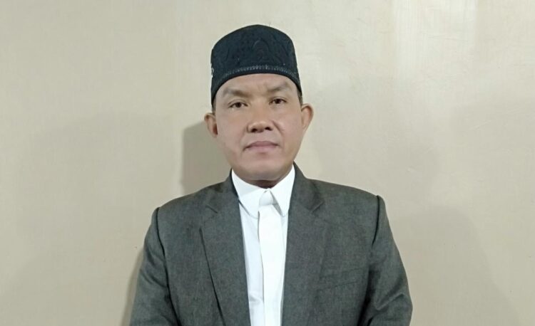 Dr Tgk Sirajuddin Saman SPdI MA, Pimpinan Dayah Khamsatu Anwar Gampong Deunong, Kecamatan Darul Imarah, Aceh Besar