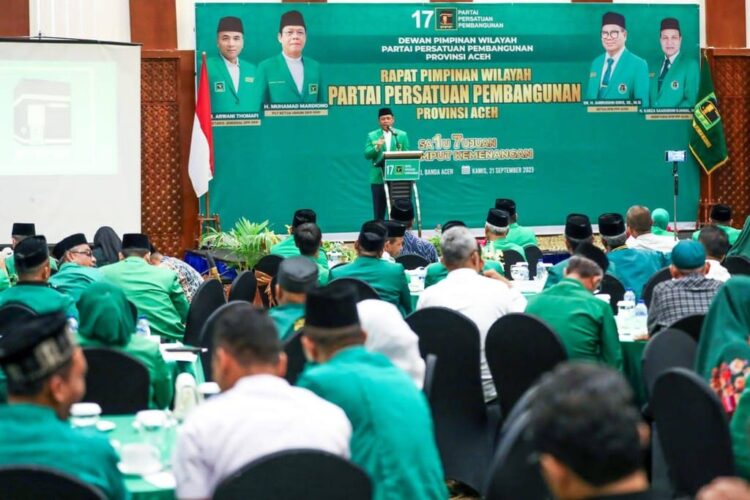 Plt Ketum PPP Muhamad Mardiono membuka Rapat Pimpinan Wilayah (Rapimwil) DPW PPP Aceh, di Hotel Hermes Palace Banda Aceh, Kamis (21/9/2023). (Foto: Dok. Istimewa)
