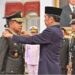 Presiden Joko Widodo melantik dan mengambil sumpah jabatan Jenderal TNI Agus Subiyanto sebagai Panglima TNI di Istana Negara, Jakarta, Rabu (22/11). (Foto: BPMI Setpres)