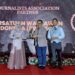 Ketua PWI Aceh menerima ‘Hermes Award’ berupa tropi dan sertifikat dari GM Hermes Palace Hotel Banda Aceh sebagai Journalist Assosiation Partner yang diserahkan pada peringatan 17 tahun Hermes Palace Hotel, Rabu malam (6/12)