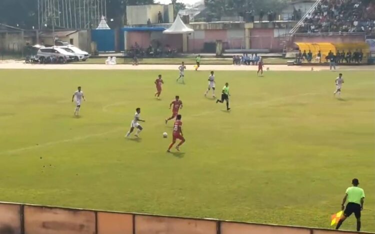 Semen Padang FC pesta gol 4-0 ke gawang Persiraja Banda Aceh dalam laga penutup fase grup Liga 2 Grup 1 di Stadion H Agus Salim Padang, Ahad (17/12)