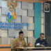 Asisten Administrasi Umum Sekda Aceh Dr H Iskandar AP SSos MSi didampingi Kepala BPS Aceh Ahmadriswan Nasution saat menghadiri Rilis Berita Statistik Pertumbuhan Ekonomi Aceh 2023, di Aula BPS Aceh, Banda Aceh, Senin (5/2)