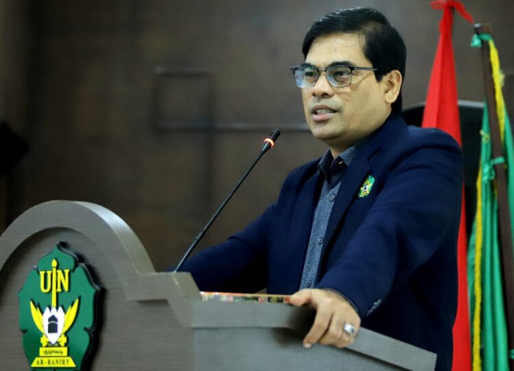 Rektor UIN Ar Raniry Prof Dr Mujiburrahman MAg