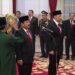 Presiden Jokowi resmi melantik Agus Harimurti Yudhoyono (AHY) sebagai Menteri ATR/BPN di Istana Negara, Rabu (21/2)