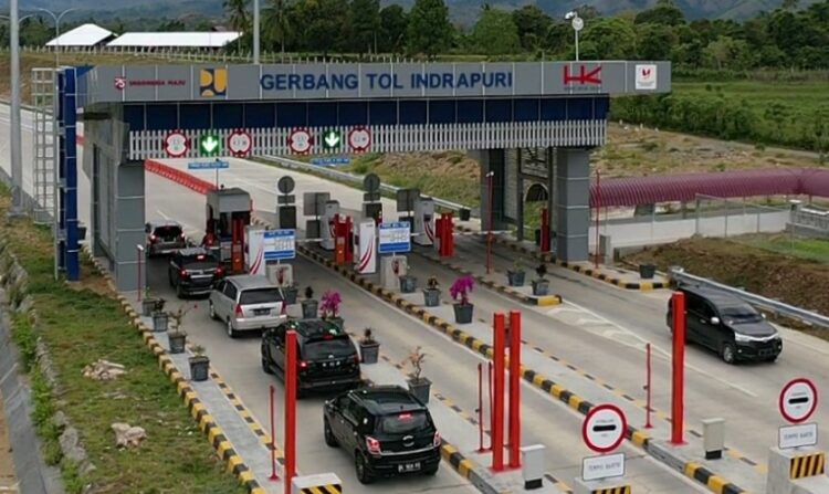 PT Hutama Karya menyampaikan agar pemudik mengetahui besaran tarif jalan tol Trans Sumatera yang akan dilewati