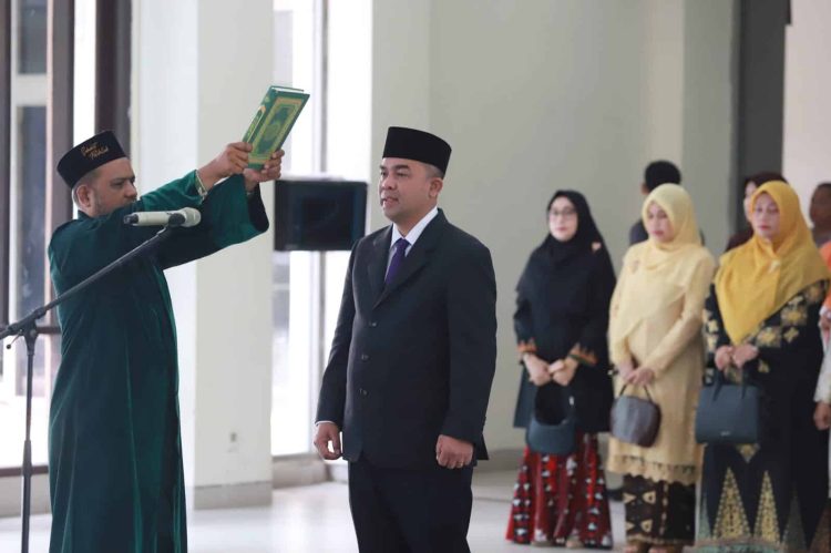 drh Teuku Reza Ferasyi MSc PhD dilantik menjadi Dekan Fakultas Kedokteran Hewan (FKH) Universitas Syiah Kuala (USK) periode 2024 – 2026