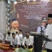 Pj Gubernur Aceh Bustami Hamzah bersama Ketua DPRA Zulfadli, Pj Bupati Aceh Singkil Azmi menghadiri peringatan Haul ke-339 Syekh Abdurrauf As Singkili di Masjid Agung Nurul Makmur Aceh Singkil, Jum'at malam (26/4/2024)