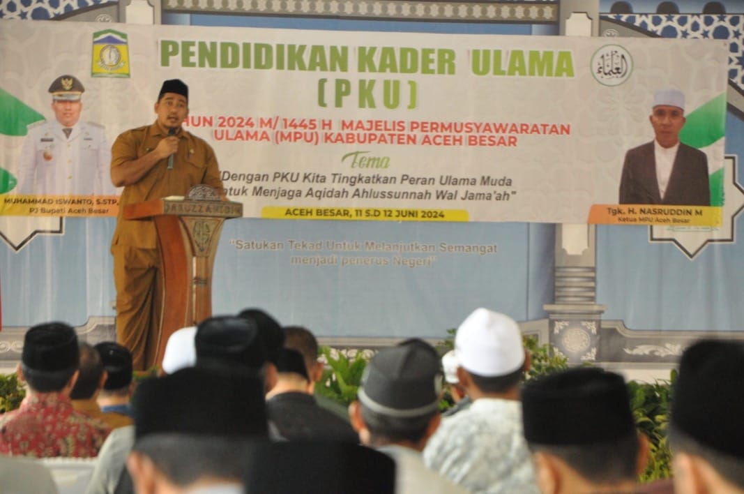 MPU Aceh Besar menggelar Pendidikan Kader Ulama (PKU) tahun 2024 M/1445 H, yang berlangsung dua hari, 11 - 12 Juni 2024 di Dayah Daruzzahidin, Kecamatan Kuta Baro. Foto: Istimewa