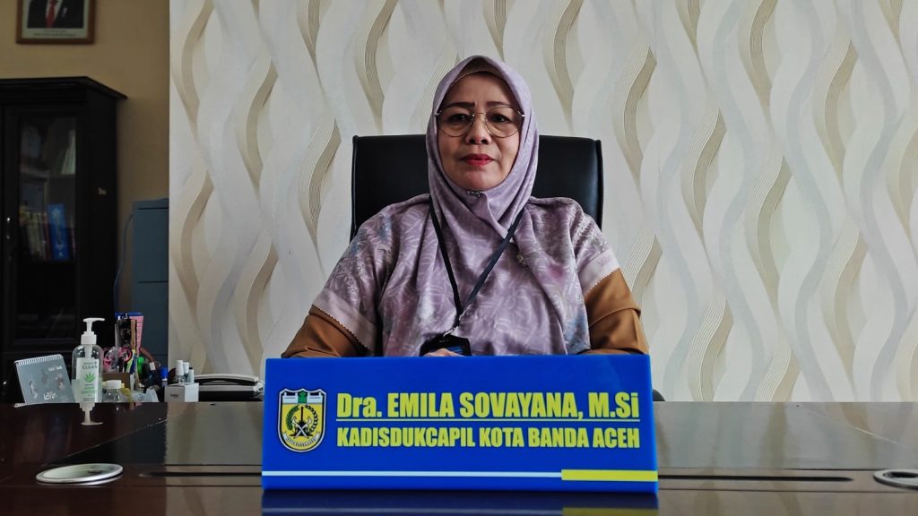 Kadis Dukcapil Kota Banda Aceh Emila Sovayana