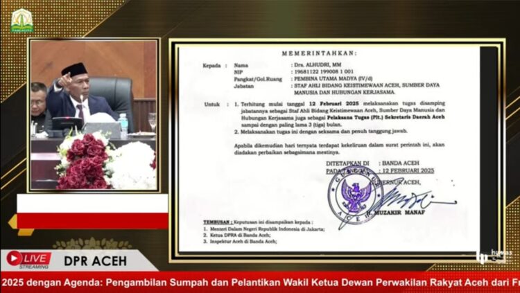 Ketua DPRA Zulfadli mengeluarkan pernyataan keras terkait SK penunjukan Plt Sekda Aceh, dalam Rapat Paripurna DPRA, Jum'at malam (21/2). (Foto: Youtube DPRA)