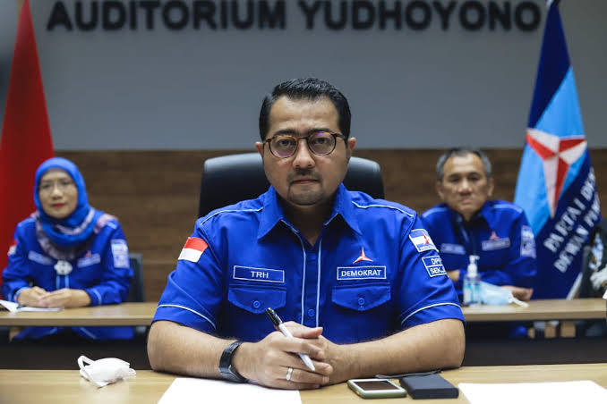Teuku Riefky Harsya diganti dari Sekjen Partai Demokrat