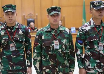 Majelis hakim Pengadilan Militer Jakarta, Selasa (25/3) membacakan vonis terhadap tiga prajurit TNI AL penembak bos rental mobil, Ilyas Abdurrahman