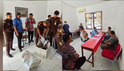 Penyidik Polresta Banda Aceh menyerahkan dua tersangka kasus perdagangan satwa dilindungi ke Jaksa Penuntut Umum (JPU) Kejari Aceh Besar, Selasa (29/4/2025).