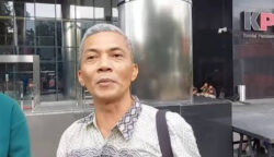 Iskandar Sitorus, Sekretaris Pendiri IAW
