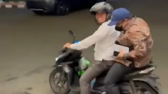 Viral Fahri Hamzah Naik Ojek Online, Netizen Soroti Penampilan Driver yang ‘Terlalu Rapi’