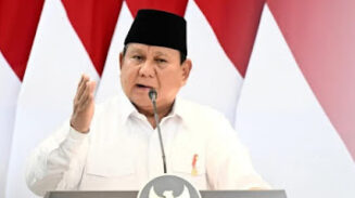 ernyataan tegas Presiden Prabowo Subianto yang menolak disebut sebagai "boneka" Presiden ke-7 Joko Widodo (Jokowi) saat Sidang Kabinet Paripurna pada Senin 5 Mei 2025,
