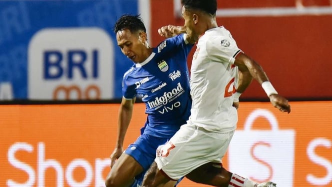 Duel Malut United vs Persib Bandung