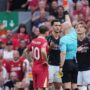 Pemain Arsenal, Mikel Merino dapat kartu merah