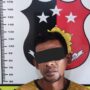 Unit Reskrim Polsek Kuta Alam mengamankan seorang pencuri AC di salah satu ruang di RSUDZA Banda Aceh.