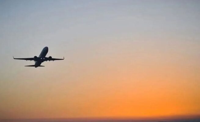residen Donald Trump yang ingin menerima jet mewah senilai 400 juta dolar AS (sekitar Rp6,6 triliun) dari pemerintah Qatar.