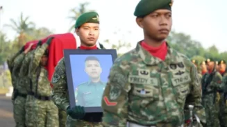 Mengenal Anumerta: Penghargaan Negara Bagi PNS dan TNI yang Gugur Saat Bertugas
