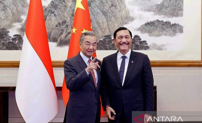 Luhut dan Wang Yi Bahas Lima Pilar Strategis RI-China: Dari Kereta Cepat hingga BRICS