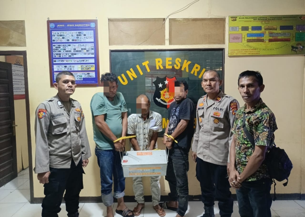 Satreskrim Polres Pidie Jaya menangkap tiga pencuri dan penadah peralatan milik BMKG (Foto: Dok. Satreskrim Polres Pidie Jaya)