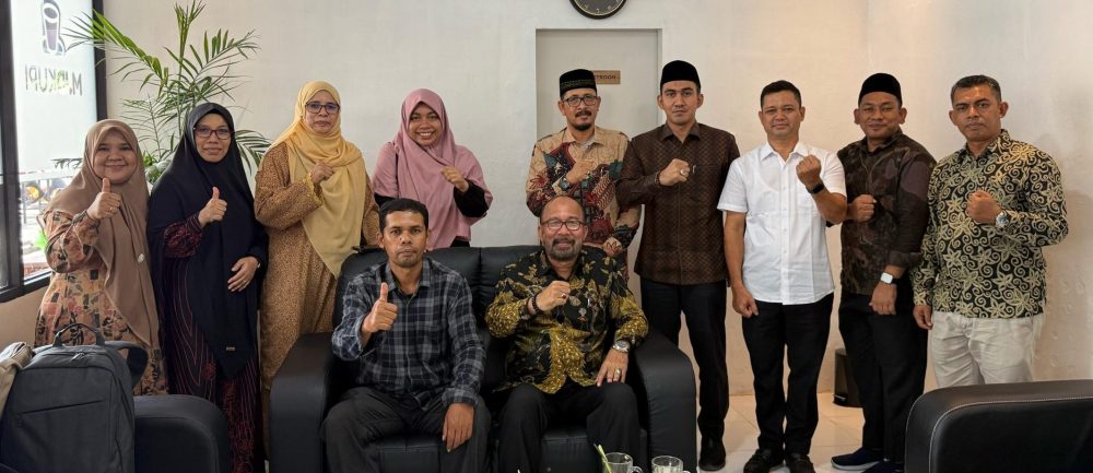 Prodi S3 Studi Islam Pascasarjana UIN Ar-Raniry menggelar sosialisasi serta bimbingan teknis penulisan disertasi bagi mahasiswa aktif