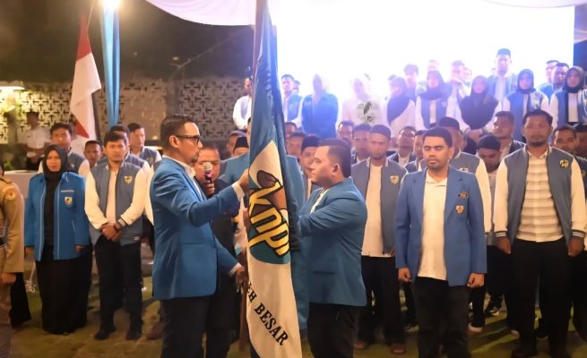 Ketua DPD KNPI Aceh Aulia Rahman, melantik Rahmat Aulia sebagai Ketua DPD KNPI Aceh Besar Periode 2023-2026, Sabtu malam (3/5)