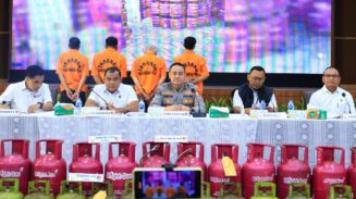 Bareskrim Polri berhasil membongkar sindikat penyalahgunaan gas LPG 3 Kg bersubsidi di Semarang dan Karawang
