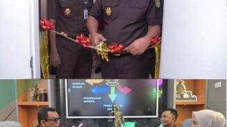Kajati Aceh Yudi Triadi SH MH didampingi Wakajati Muhibuddin meresmikan ruangan Podcast bidang Intelijen dengan tema 'Ngobrol Pintar Bareng Jaksa' (NGOPI BAJAK), Rabu (7/5)