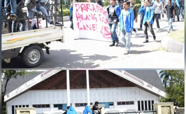 Ratusan mahasiswa yang tergabung dalam Gerakan Rakyat Menggugat (GRAM) menggelar unjuk rasa menolak rencana pembangunan empat Batalyon TNI di depan Gedung DPRA Rabu siang (7/5). (Foto: For Infoaceh.net)