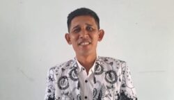 Munadi SPdI MPd terpilih secara aklamasi sebagai Ketua PGRI Aceh Besar dalam Konferensi ke-23 PGRI Aceh Besar, di aula Sekretariat PGRI Aceh Besar, Lambaro Ingin Jaya, Selasa (13/5)